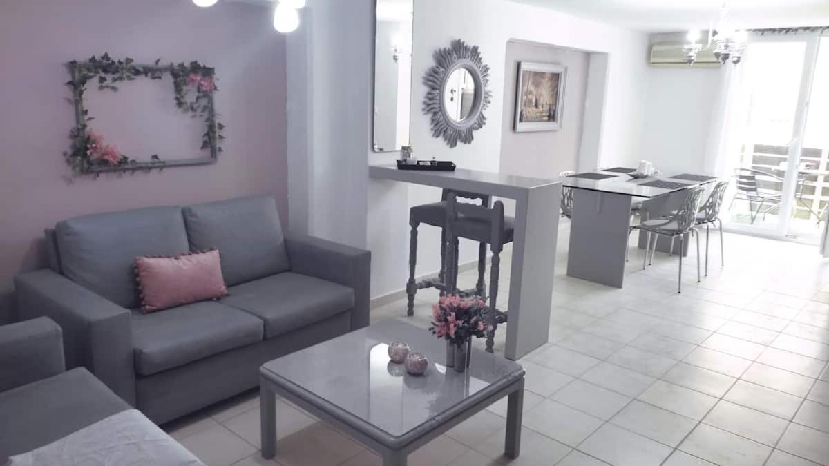 Lavender Home Volos Buitenkant foto
