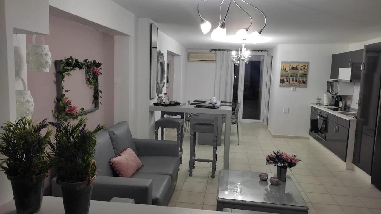 Lavender Home Volos Buitenkant foto